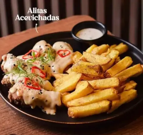 Súper oferta: Alitas + Chaufa con delivery