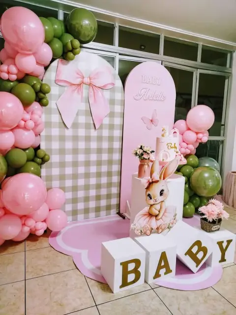 Decoración de baby shower para niña (temática conejita)