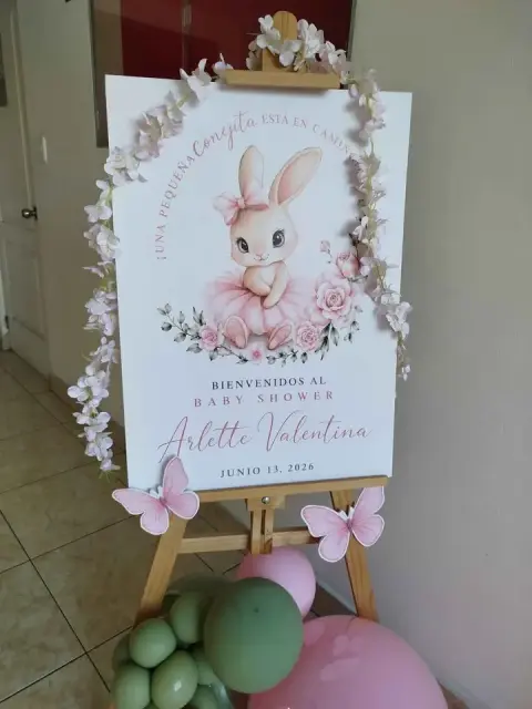 Decoración de baby shower para niña (temática conejita)
