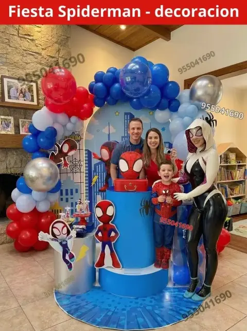 Decoración de Spiderman y el Hombre Araña para los 4 años (S/ 300)