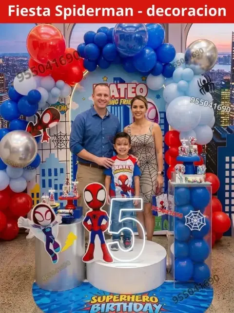 Decoración de Spiderman y el Hombre Araña para los 4 años (S/ 300)