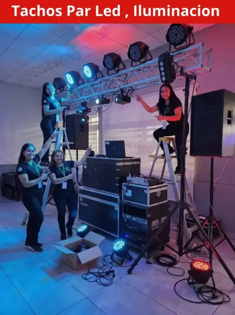 Iluminación para eventos: tachos Par LED y luces rítmicas (desde S/ 45)