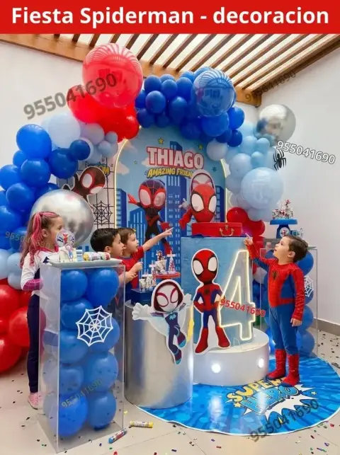 Decoración de Spiderman y el Hombre Araña para los 4 años (S/ 300)