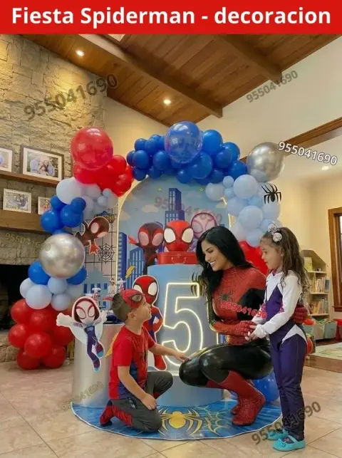 Decoración de Spiderman y el Hombre Araña para los 4 años (S/ 300)