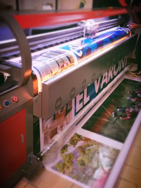 Gigantografía personalizada con tu foto · 1 × 1 m