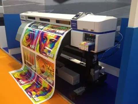Gigantografía de cumpleaños con edición fotográfica
