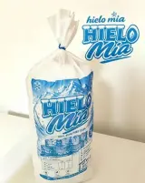 Bolsa de hielo en cubos de 3 kilos sellada