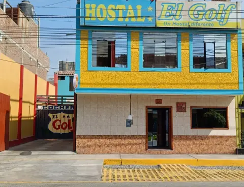 Hostal EL GOLF **
