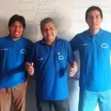 Grupo de estudios con docentes calificados