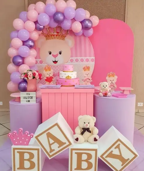 Decoración de baby shower rosado para niña