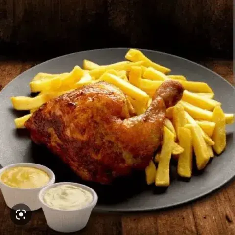 1/4 de pollo a la brasa con papas