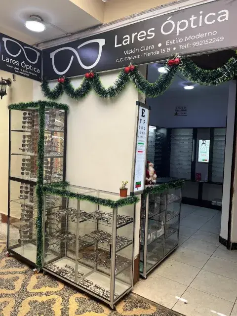 Lares Óptica