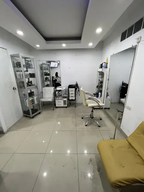 LUISSA salón