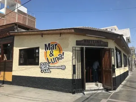 Mar y Luna, Rock & Fish