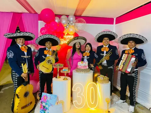 Mariachi completo en vivo para tu evento