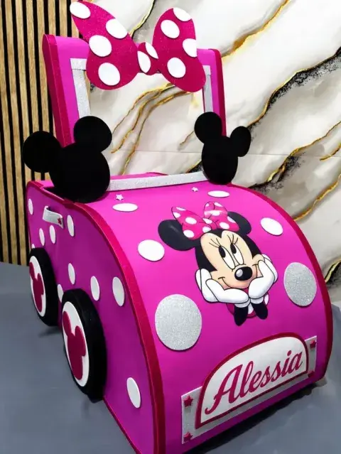Carro de cartón personalizado de Minnie Mouse