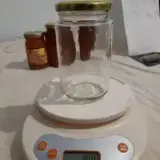 Frasquito pequeño de miel de abeja — para probar, llevar o regalar