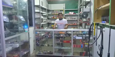 Moto Repuestos "Chefy"