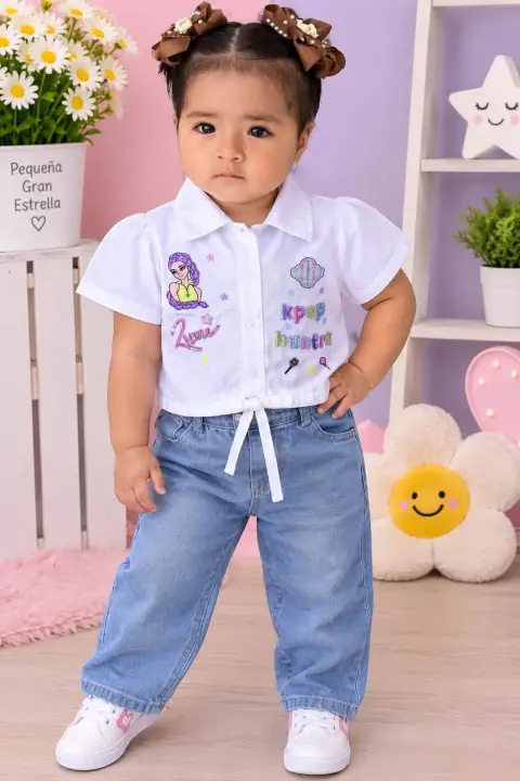 Conjunto de bebé con camisa bordada