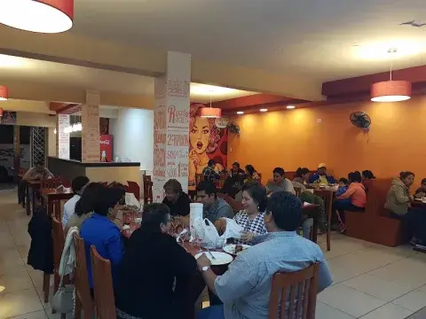 Pollo a la brasa (entero)