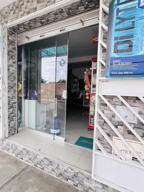 Depilación con cera de piernas, axilas y cejas