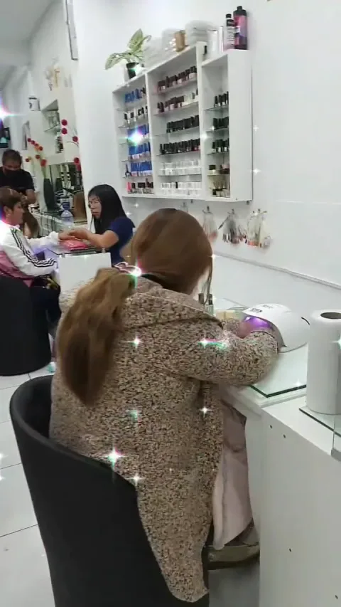 D’ Isa Nails