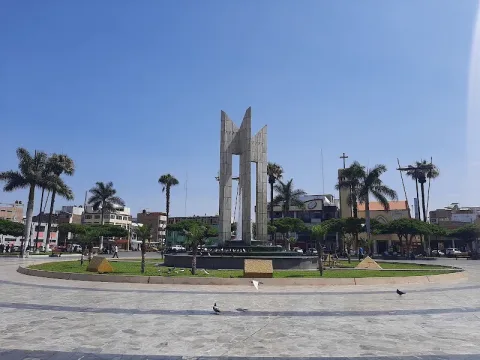 Plaza de Armas de Chimbote
