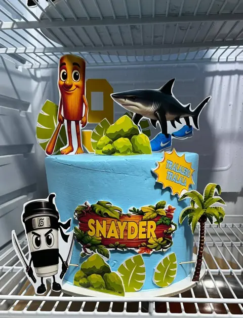 Torta temática de dinosaurios