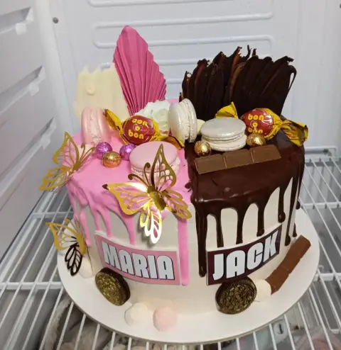 Tortas personalizadas, temáticas infantiles, de fútbol, de boda y bautizo, cheesecake de fresa, postres y mini tortas artesanales hechas en casa en Chimbote