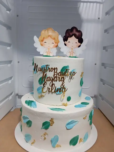 Tortas personalizadas, temáticas infantiles, de fútbol, de boda y bautizo, cheesecake de fresa, postres y mini tortas artesanales hechas en casa en Chimbote