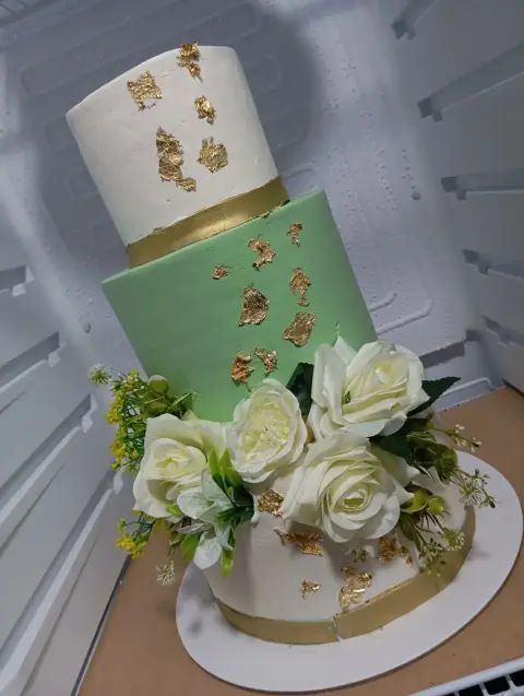 Tortas personalizadas, temáticas infantiles, de fútbol, de boda y bautizo, cheesecake de fresa, postres y mini tortas artesanales hechas en casa en Chimbote