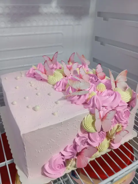 Tortas personalizadas, temáticas infantiles, de fútbol, de boda y bautizo, cheesecake de fresa, postres y mini tortas artesanales hechas en casa en Chimbote