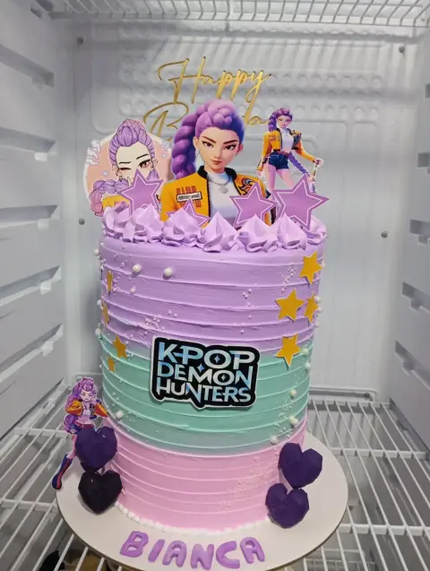 Tortas personalizadas, temáticas infantiles, de fútbol, de boda y bautizo, cheesecake de fresa, postres y mini tortas artesanales hechas en casa en Chimbote