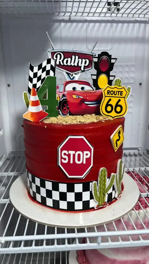 Tortas personalizadas, temáticas infantiles, de fútbol, de boda y bautizo, cheesecake de fresa, postres y mini tortas artesanales hechas en casa en Chimbote