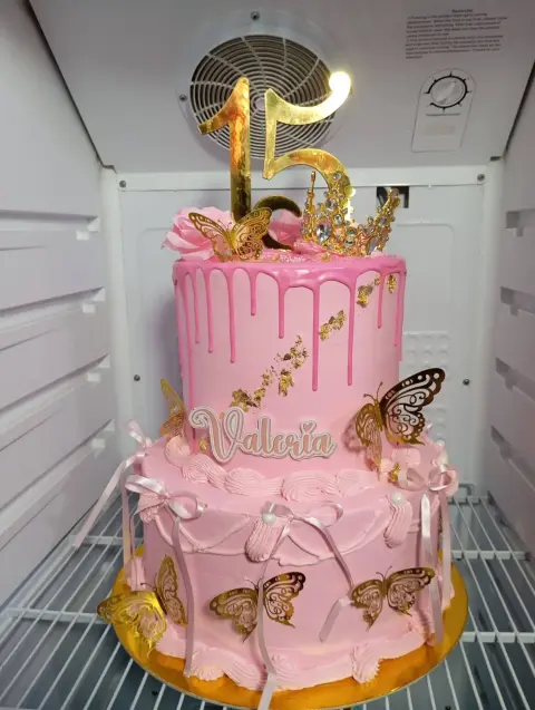 Tortas personalizadas, temáticas infantiles, de fútbol, de boda y bautizo, cheesecake de fresa, postres y mini tortas artesanales hechas en casa en Chimbote