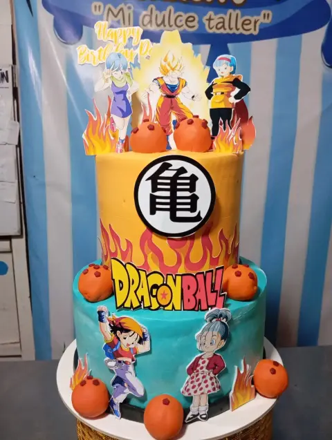 Tortas personalizadas, temáticas infantiles, de fútbol, de boda y bautizo, cheesecake de fresa, postres y mini tortas artesanales hechas en casa en Chimbote