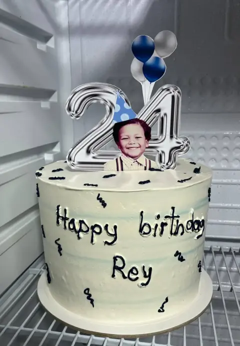 Tortas personalizadas, temáticas infantiles, de fútbol, de boda y bautizo, cheesecake de fresa, postres y mini tortas artesanales hechas en casa en Chimbote