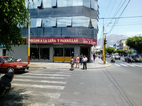 Pollos Y Parrillas Leña Y Sabor