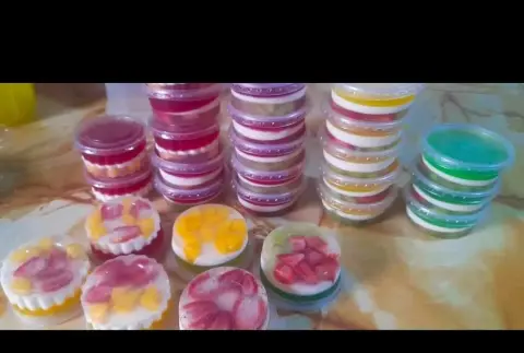 Vasitos surtidos de gelatina por mayor y menor