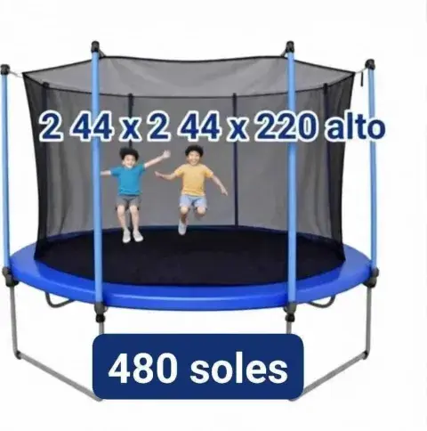Cama saltarina 2.44 × 2.44 × 2.20 m de alto