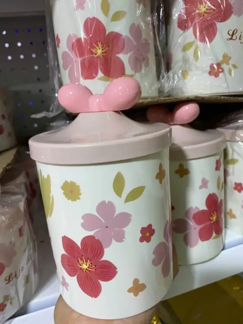 Botes de cerámica florales con tapa