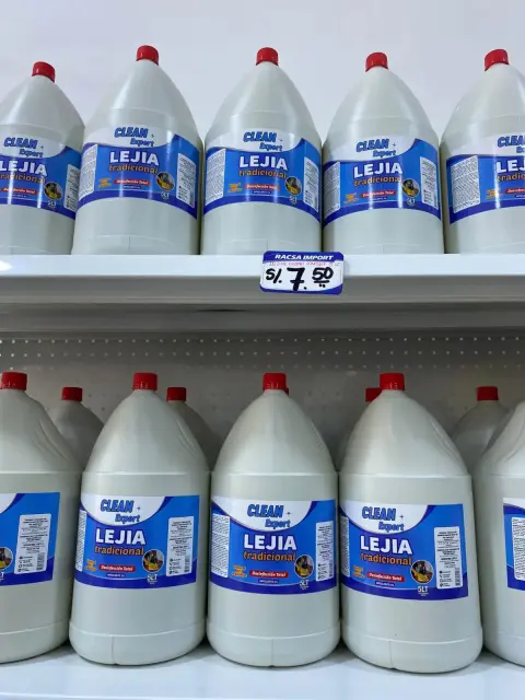 Lejía Clean Import bidón blanco