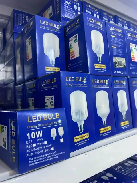 Focos LED 10W E27