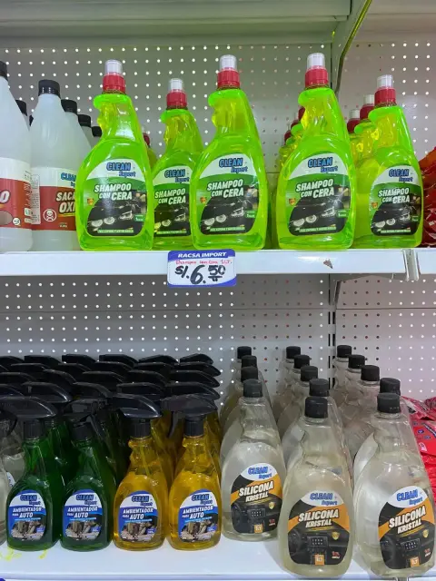 Shampoo con cera y silicona Kristal para auto