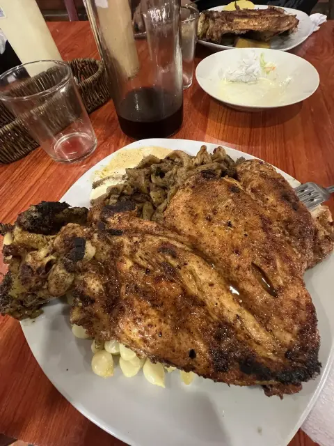 Restaurant-Anticucheria La Sazón de Mechita