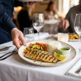 Pescado a la Plancha con Verduras Salteadas