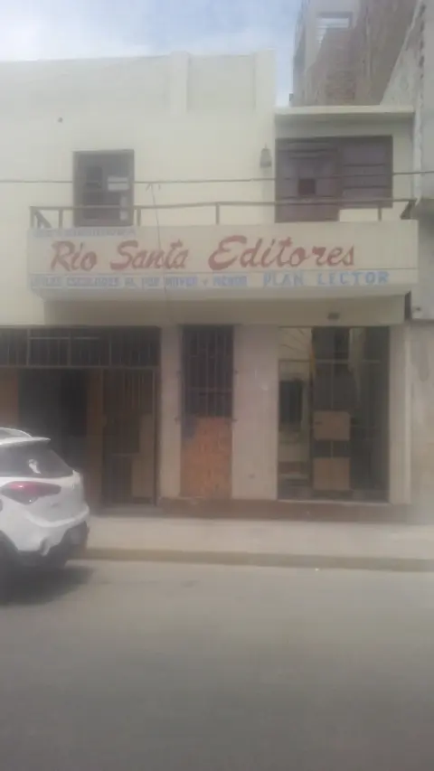 Río Santa Editores