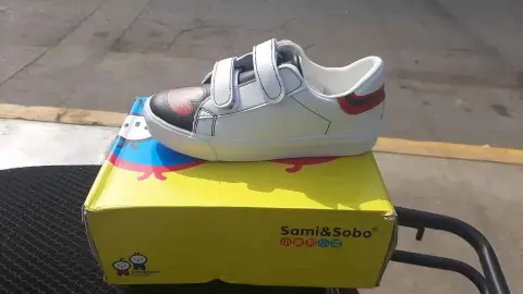 Zapatillas para niñas importadas