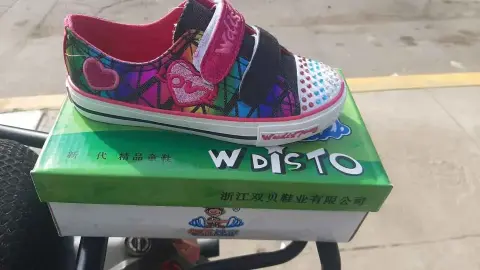 Zapatillas para niñas importadas