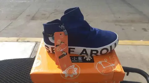 Zapatillas para niñas importadas